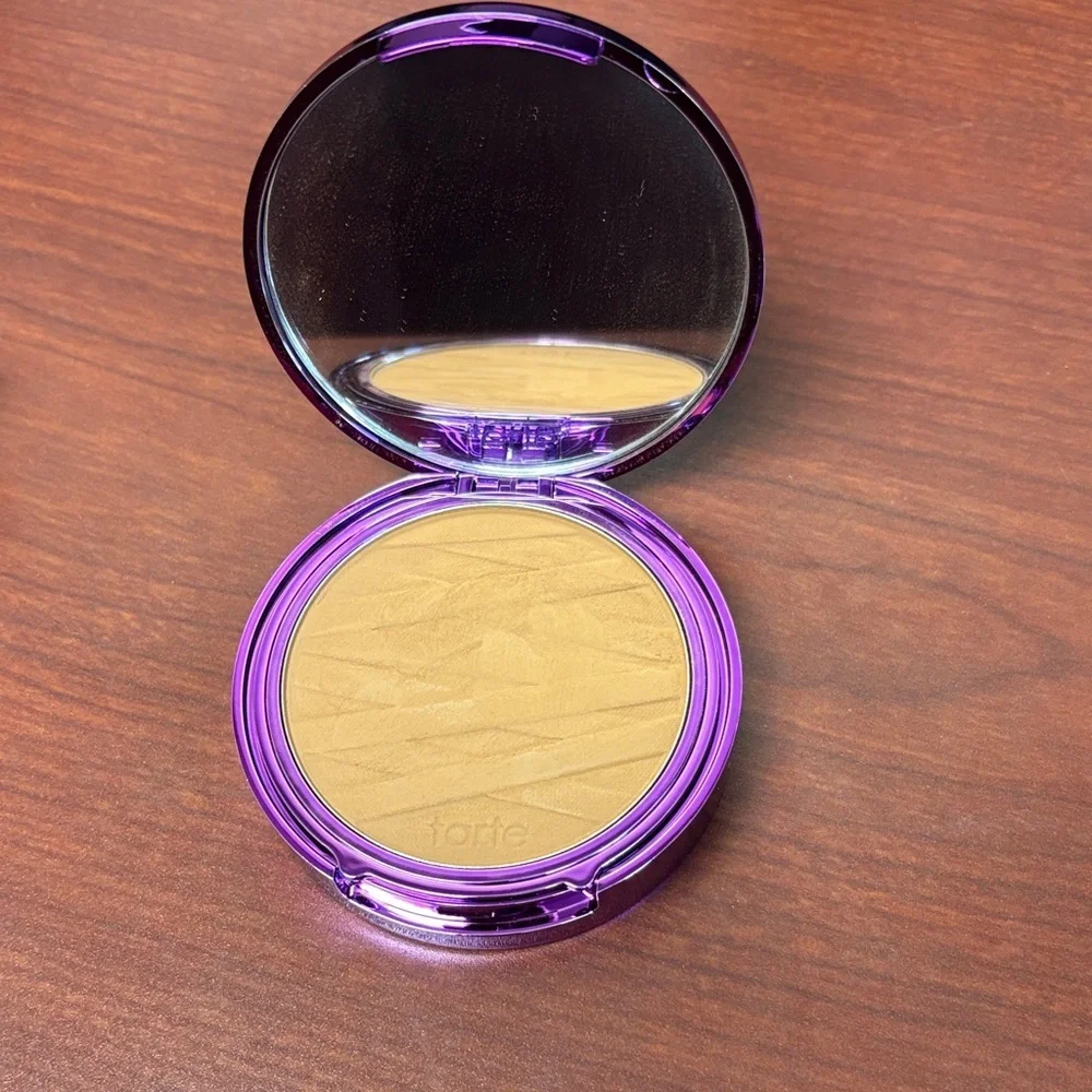 Tarte Shape Tape Pressed Powder 52N Deep Neutral, new